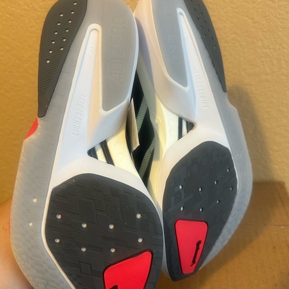 Adidas White and Black Sneakers with Red Accents - Picture 4 of 6